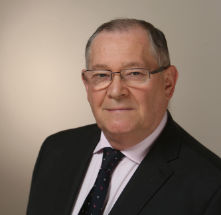 JUDr. Miroslav Kutěj JUDr. Miroslav Kutěj